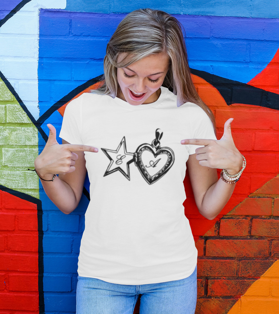Eileen Alister The Locket Heart And Star Charm T-Shirt
