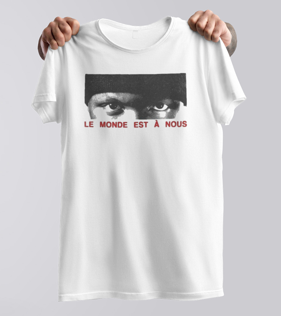 Le Monde Est A Nous Scrt Eyes Mysterious Gaze Beanie Style T-Shirt