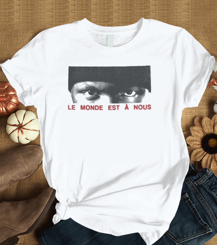 Le Monde Est A Nous Scrt Eyes Mysterious Gaze Beanie Style T-Shirt