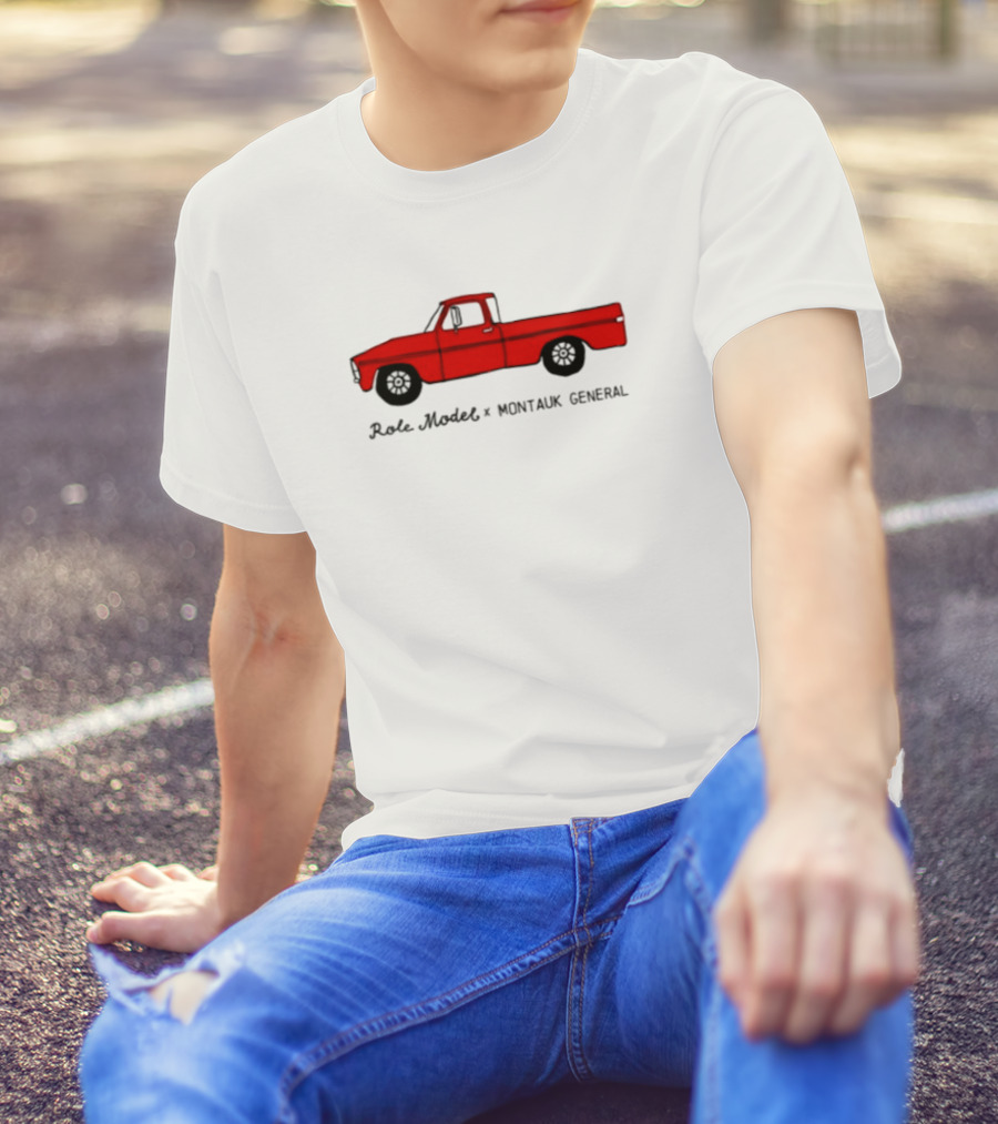 Montauk General X Role Model Red Pickup Truck Vintage Style T-Shirt