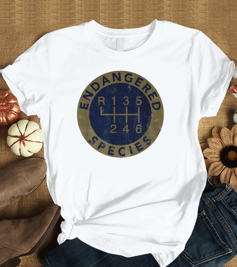 Endangered Species R 135246 Vintage Gear Shift Emblem T-Shirt