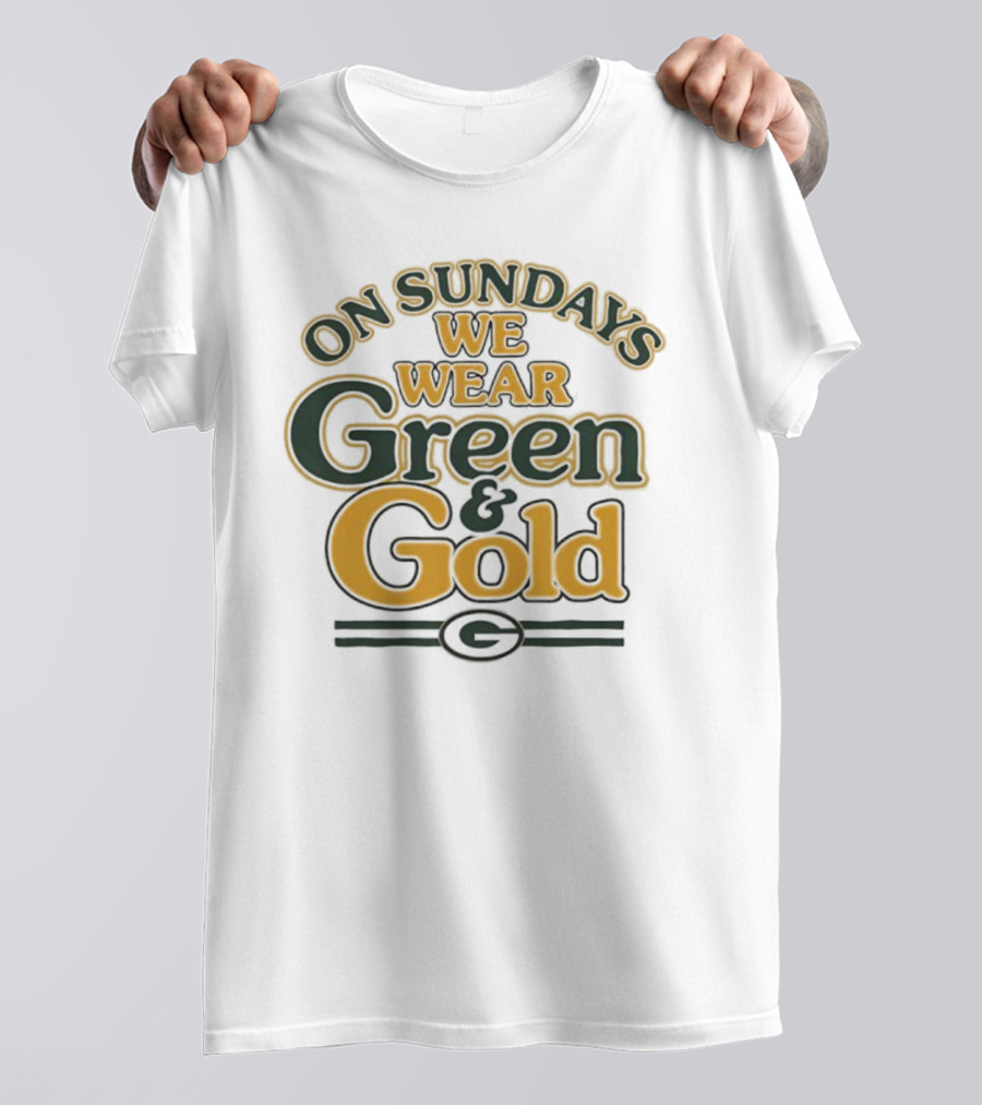 On Sundays We Wear Green And Gold Packers Fan Gear T-Shirt