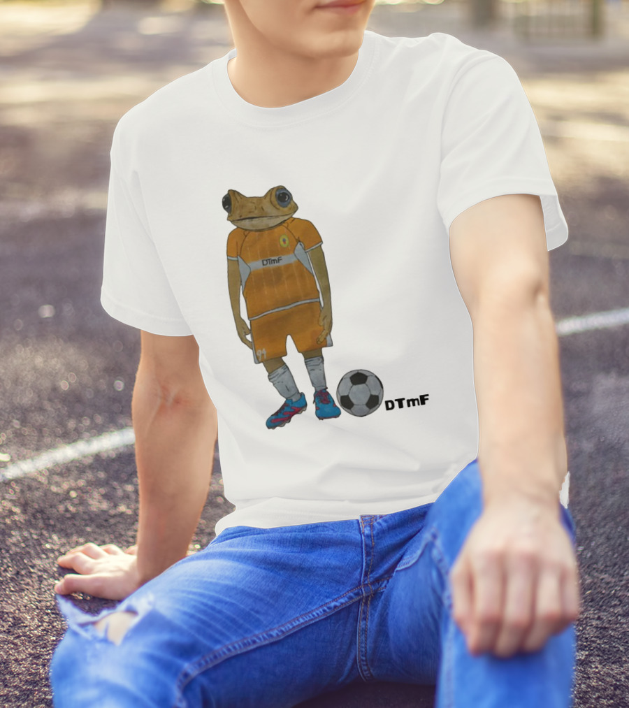 Dtmf 91 Frog Soccer Player With Ball T-Shirt