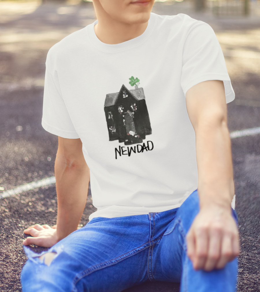 Newdad Altar House With Green Shamrock T-Shirt
