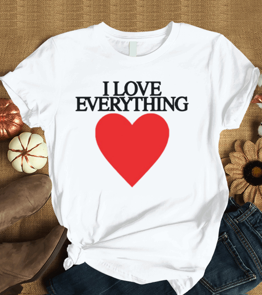 Mira Joyce I Love Everything Heart Red Graphic Style T-Shirt