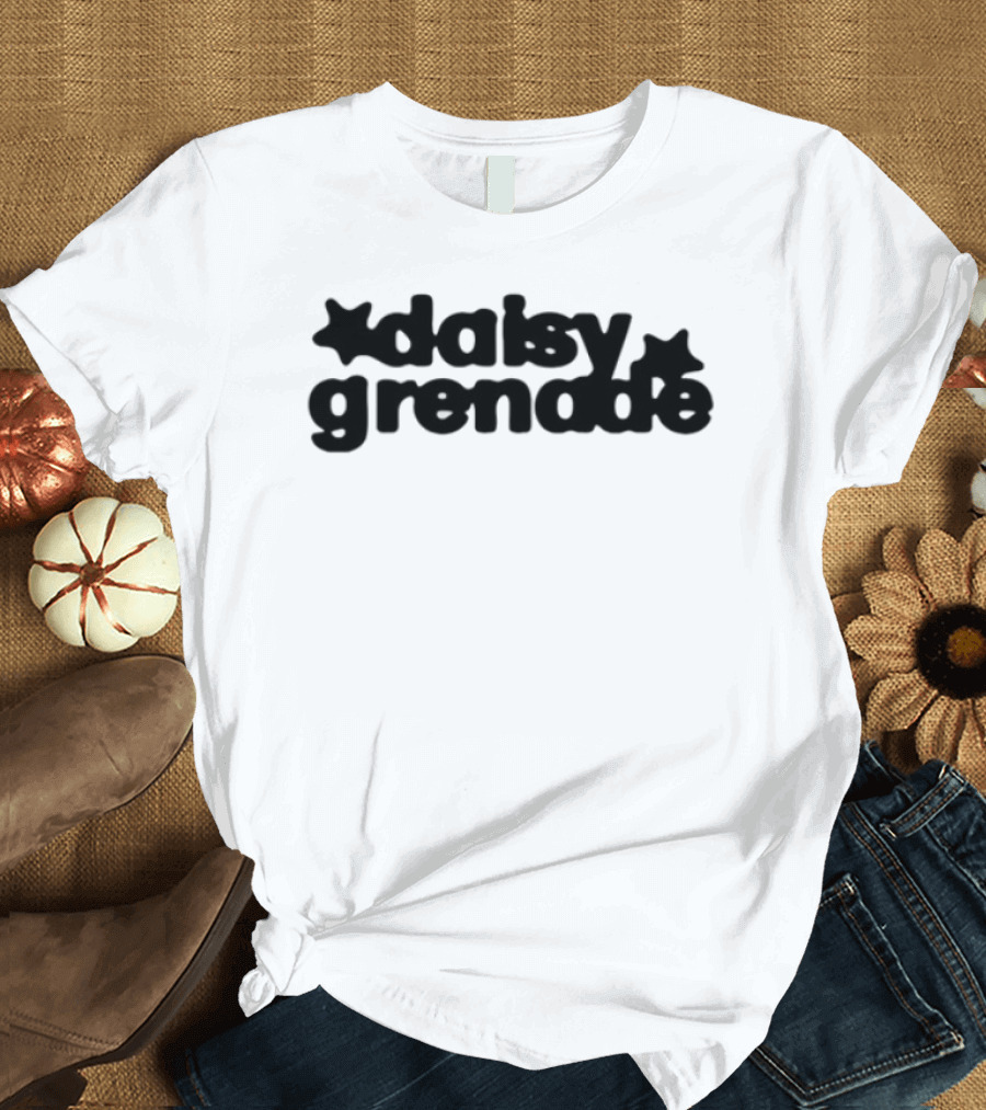 Daisy Grenade Star Raglan T-Shirt