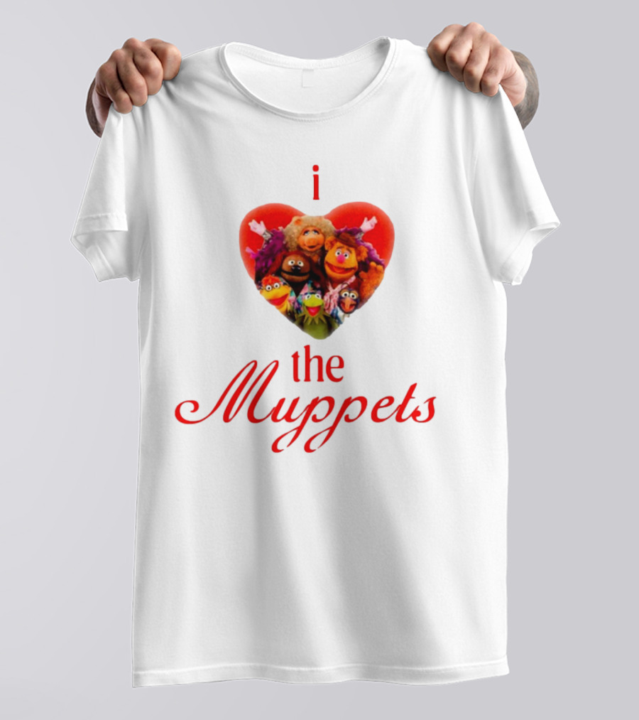 I Love The Muppets Characters Heart Group Image T-Shirt