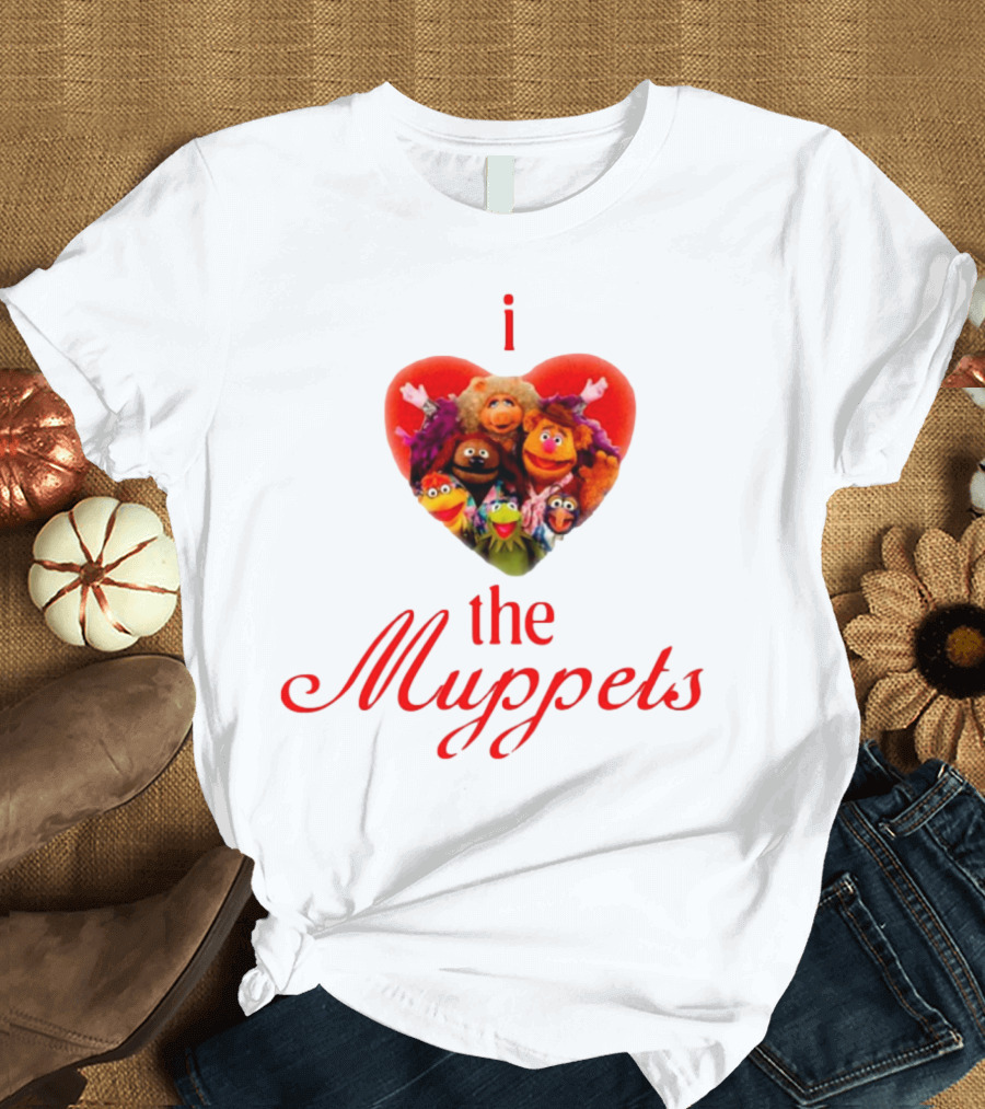 I Love The Muppets Characters Heart Group Image T-Shirt