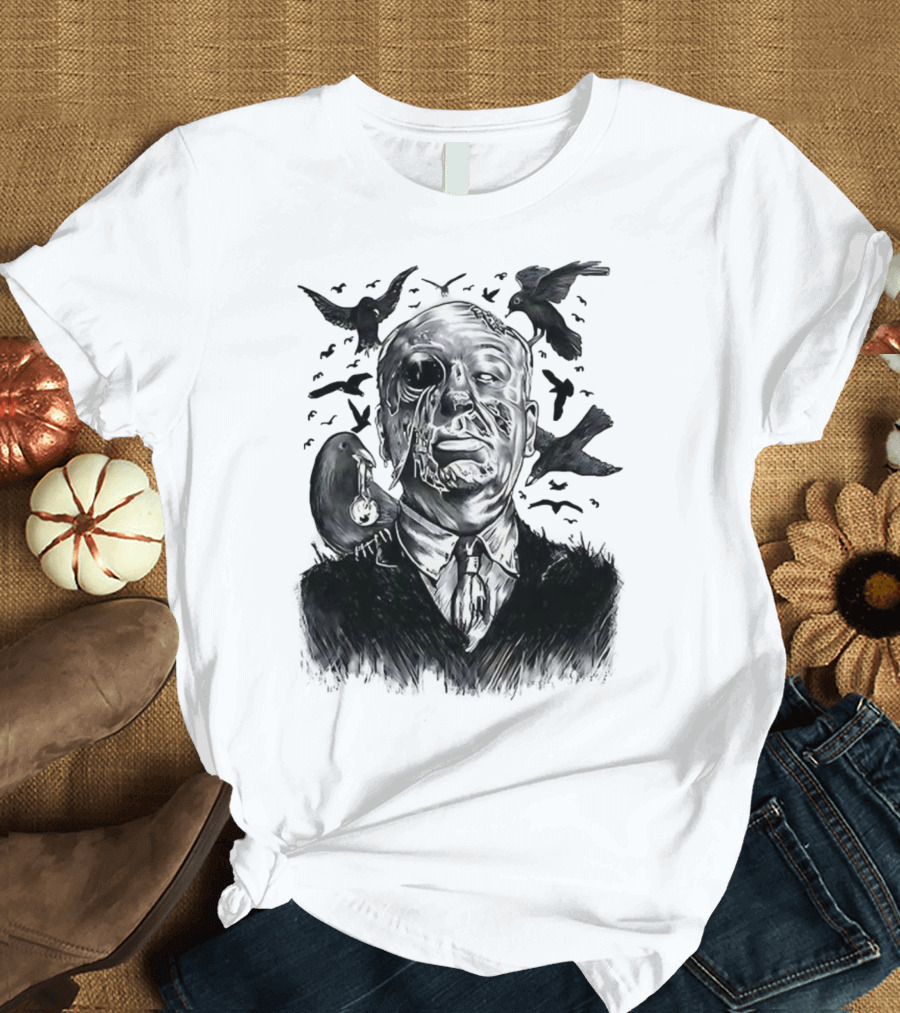 Alfred Hitchcock Birds Attack Horror Halloween Spooky Design T-Shirt