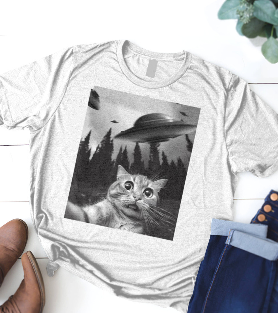 Keith Hernandez Cat Selfie Ufos Forest Scene T-Shirt