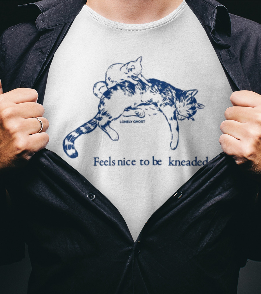 Feels Nice To Be Kneaded Cat Lovers Feline Kneading Comfort T-Shirt