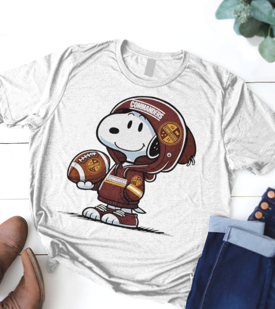Snoopy In Commanders With Football Washington 1932 W T-Shirt