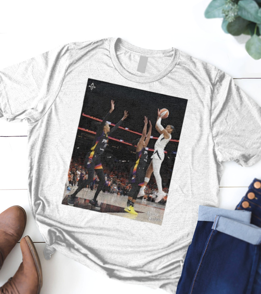 Las Vegas Aces Hang It In The Louvre Basketball Action Shot T-Shirt