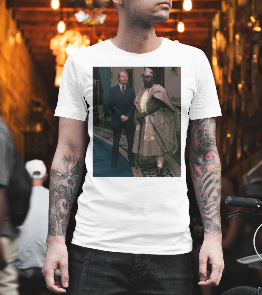 Jimmy Carter Meeting Nigerian President Traditional Attire T-Shirt
