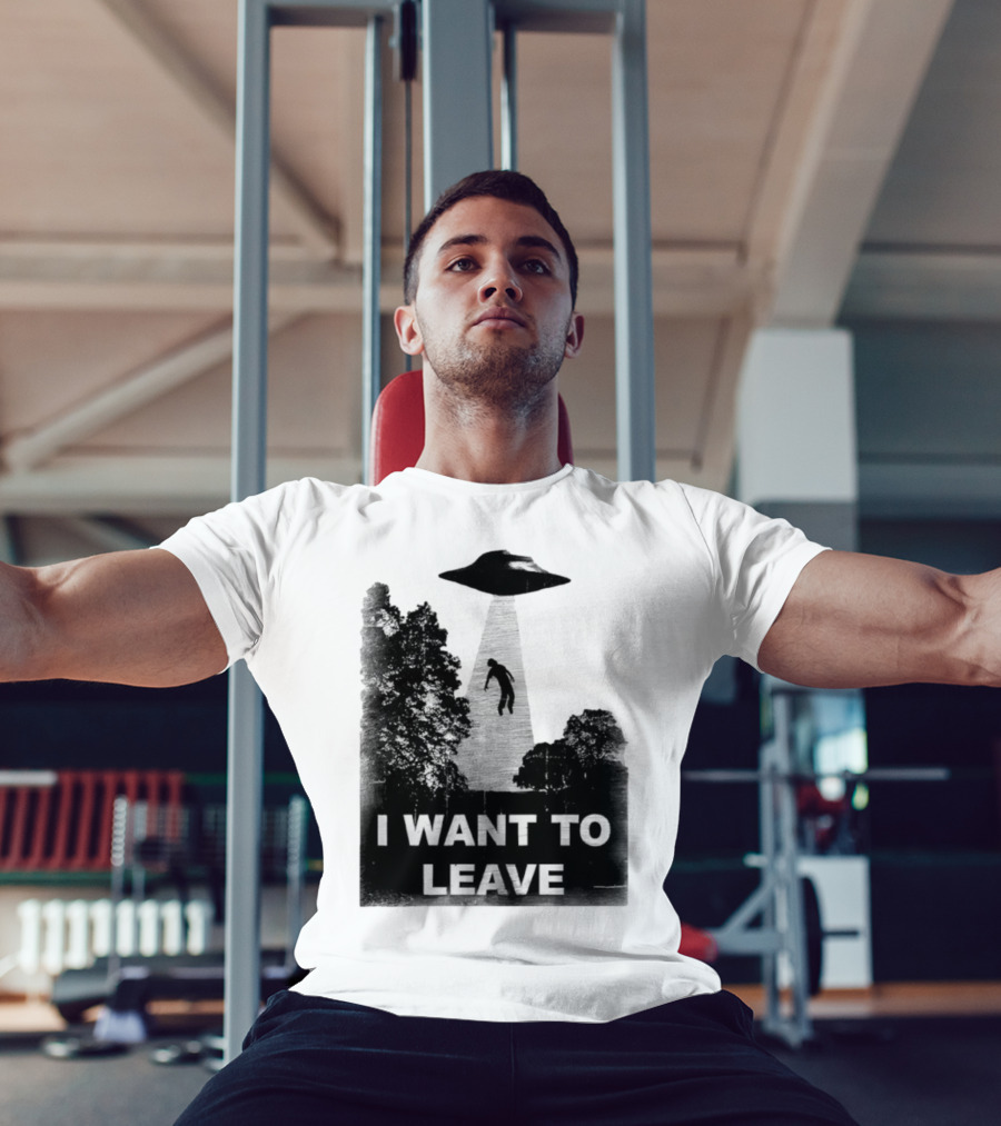I Want To Leave UFO Abduction Scene Black And White Design T-Shirt