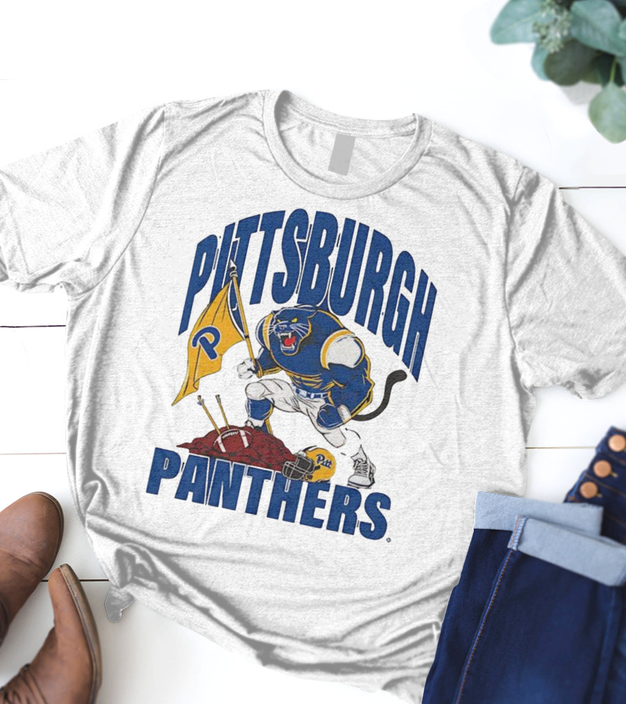 Pittsburgh Panthers Pitt Mascot Planting Flag Football Helmet T-Shirt