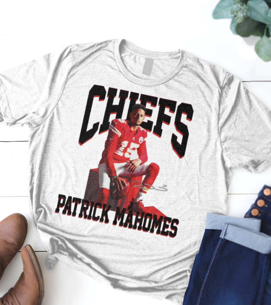 Patrick Mahomes Chiefs Signature Football Number 15 Kansas City T-Shirt