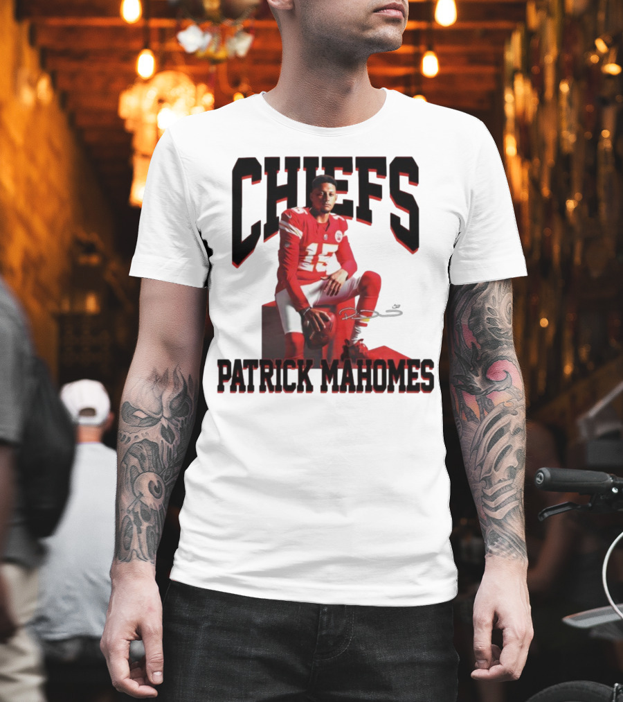 Patrick Mahomes Chiefs Signature Football Number 15 Kansas City T-Shirt