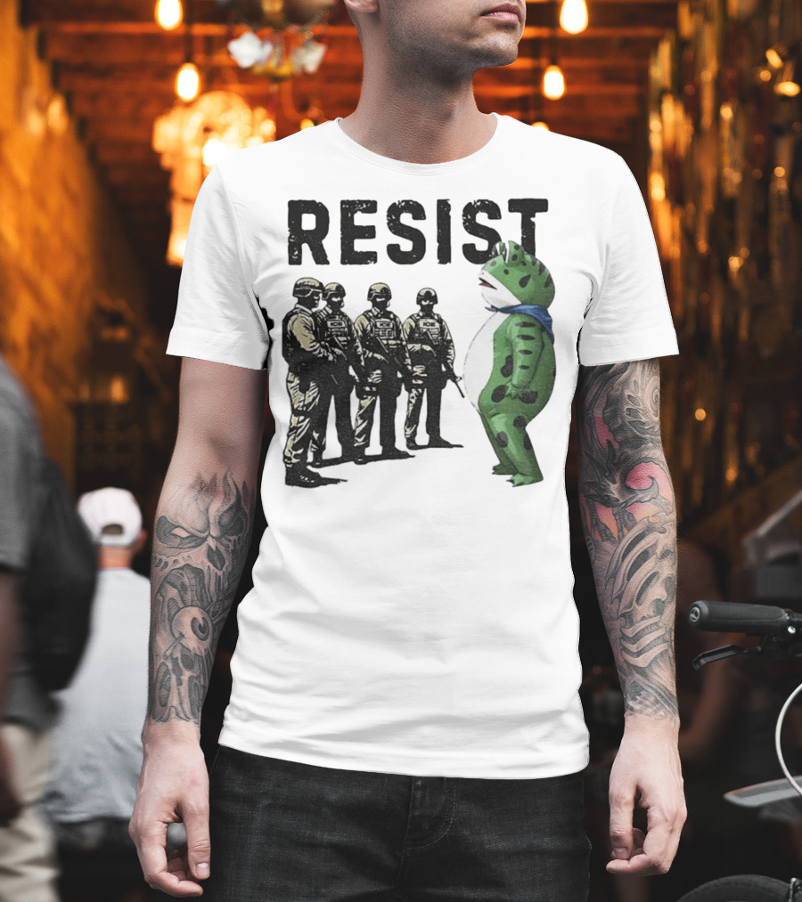 Portland Frog Resist Anti Fascism Anti Trump Protest Graphic T-Shirt