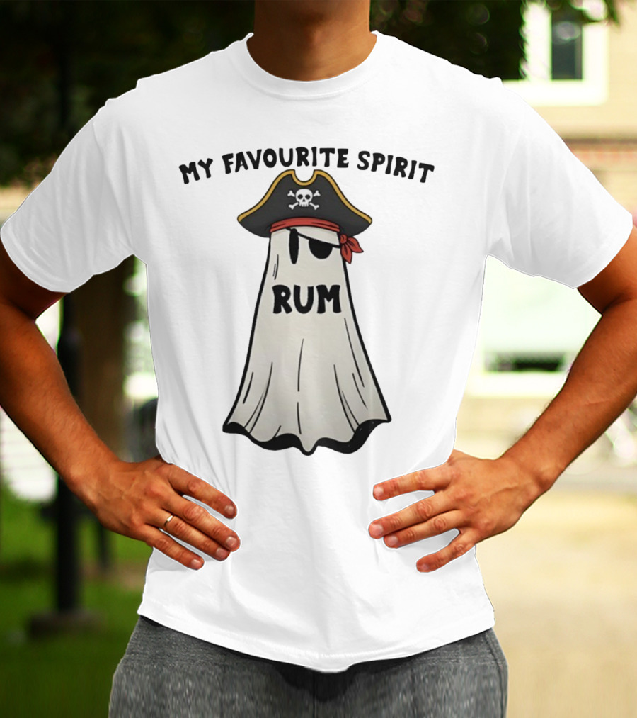 My Favourite Spirit Rum Pirate Ghost Funny Halloween Costume T-Shirt