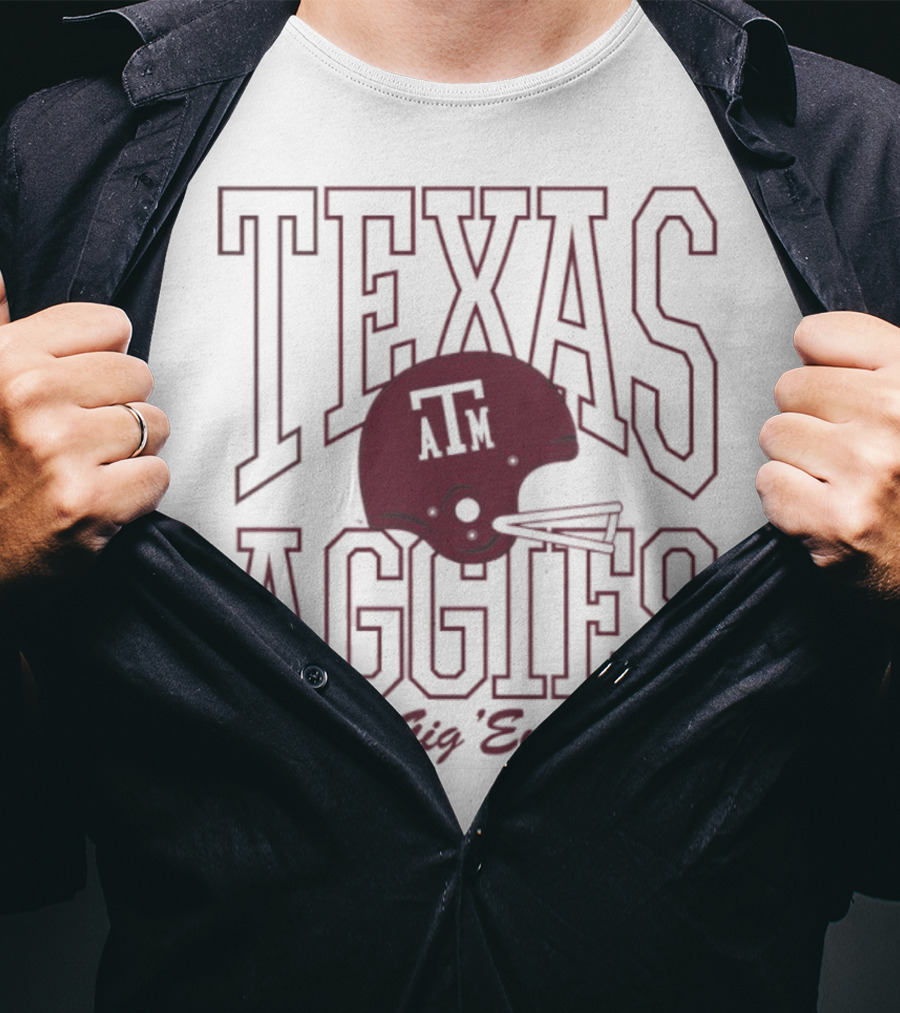 Texas A&M Aggies Gig 'Em 1975 Football Helmet A&M T-Shirt