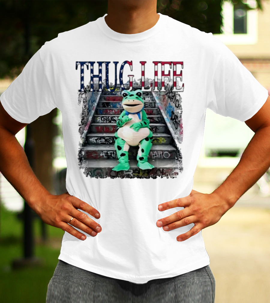 THUG LIFE Frog Costume Graffiti Steps T-Shirt