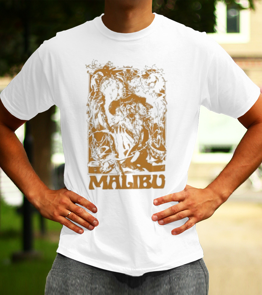 Malibu Wizard Mystical Floral Art Vintage Style T-Shirt