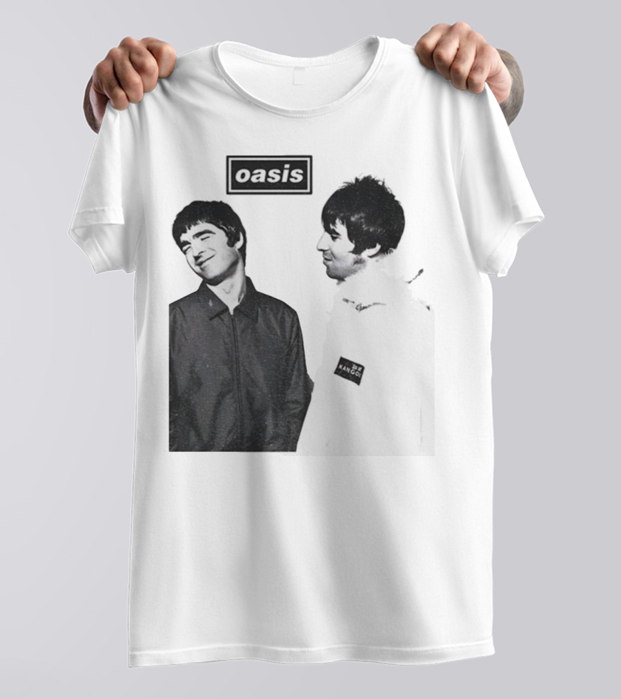 Noel Vs Liam Gallagher Oasis Band Kangol Vintage T-Shirt