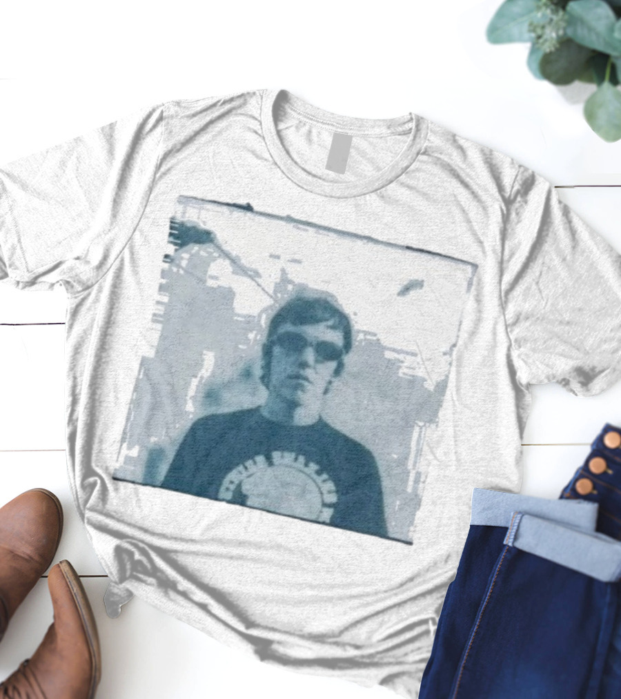 Elliott Smith Figure With Nirvana Sunburst Logo T-Shirt