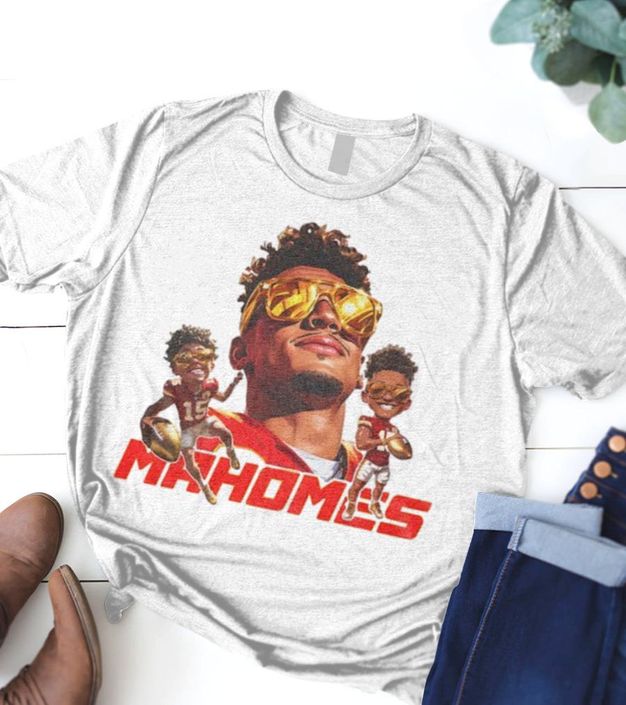 Patrick Mahomes Kansas City Chiefs Football Player Caricature Mahomes 2025 T-Shirt