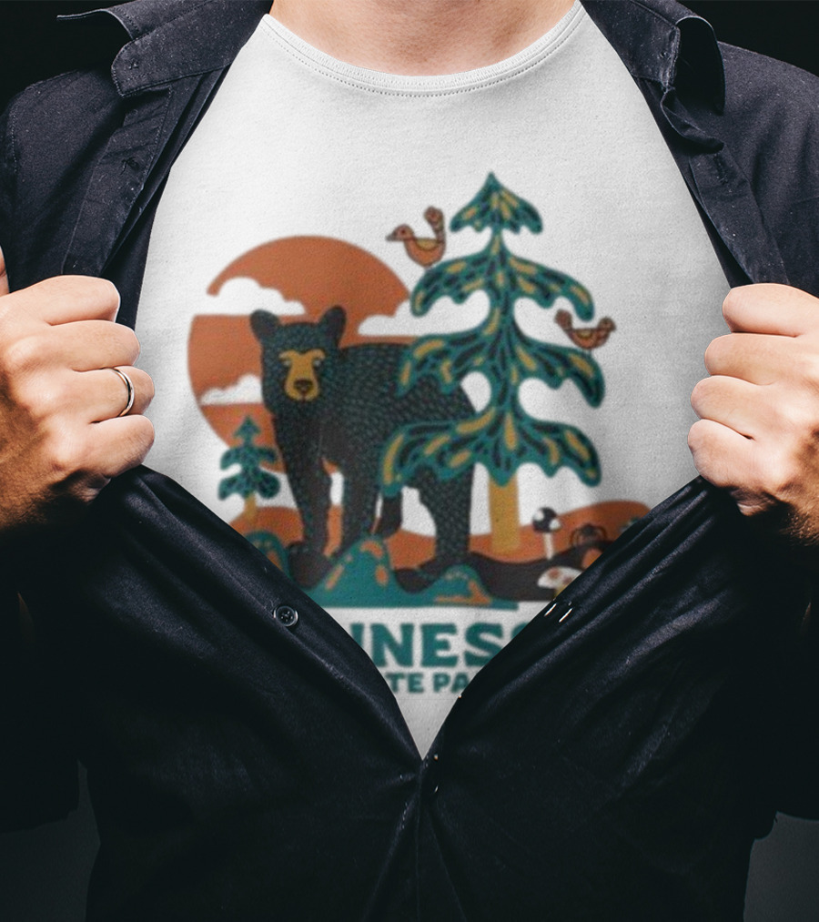 Tennessee State Parks Bear Nature Scene And Forest Wildlife T-Shirt