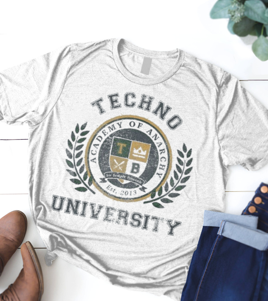 Technoblade Academy Of Anarchy University Vintage Crest Est. 2013 T-Shirt