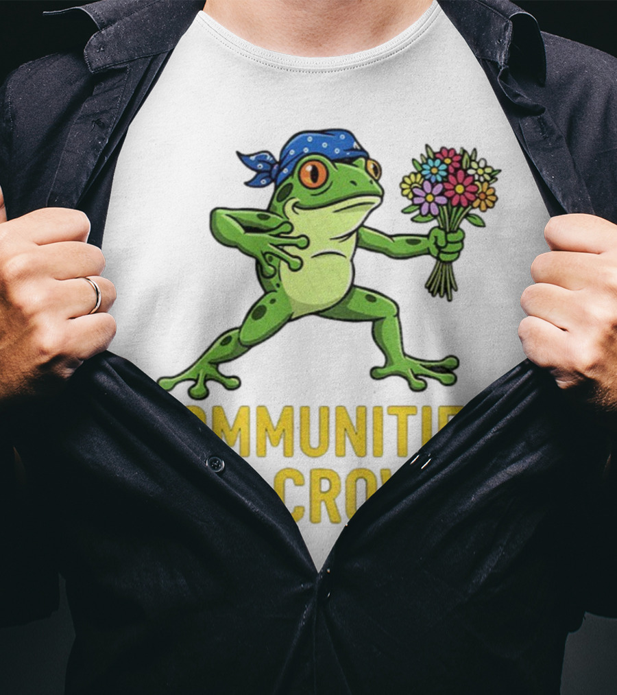 Portland Frog Protester Communities Not Crowns Bandana Frog With Flowers T-Shirt
