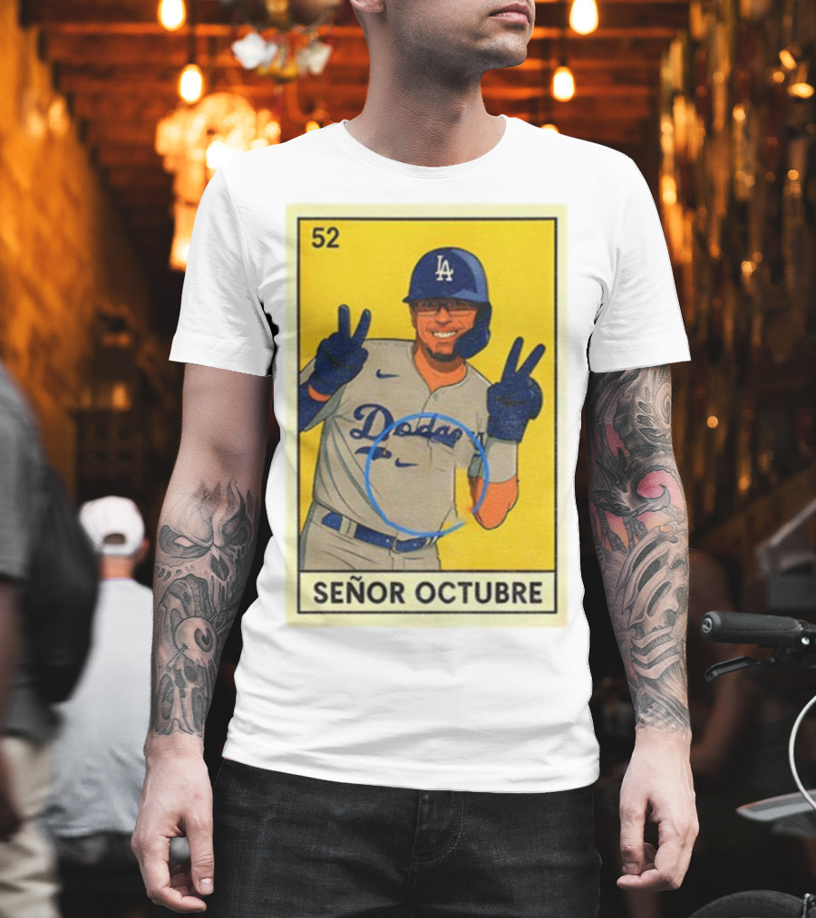 Señor Octubre Los Angeles Dodgers Kike Hernandez 52 MLB Baseball Card T-Shirt