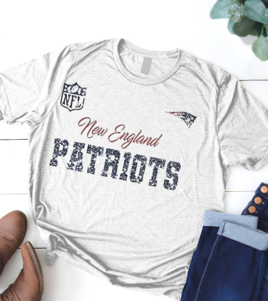 New England Patriots Girls I Am Who I Am Your Approval Isn't Needed NFL T-Shirt