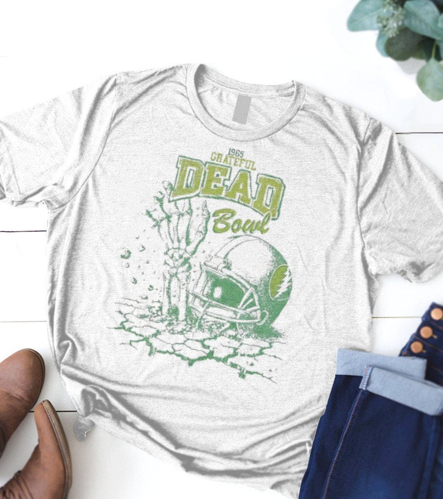 1965 Grateful Dead Boul Helmet Skeleton Hand T-Shirt