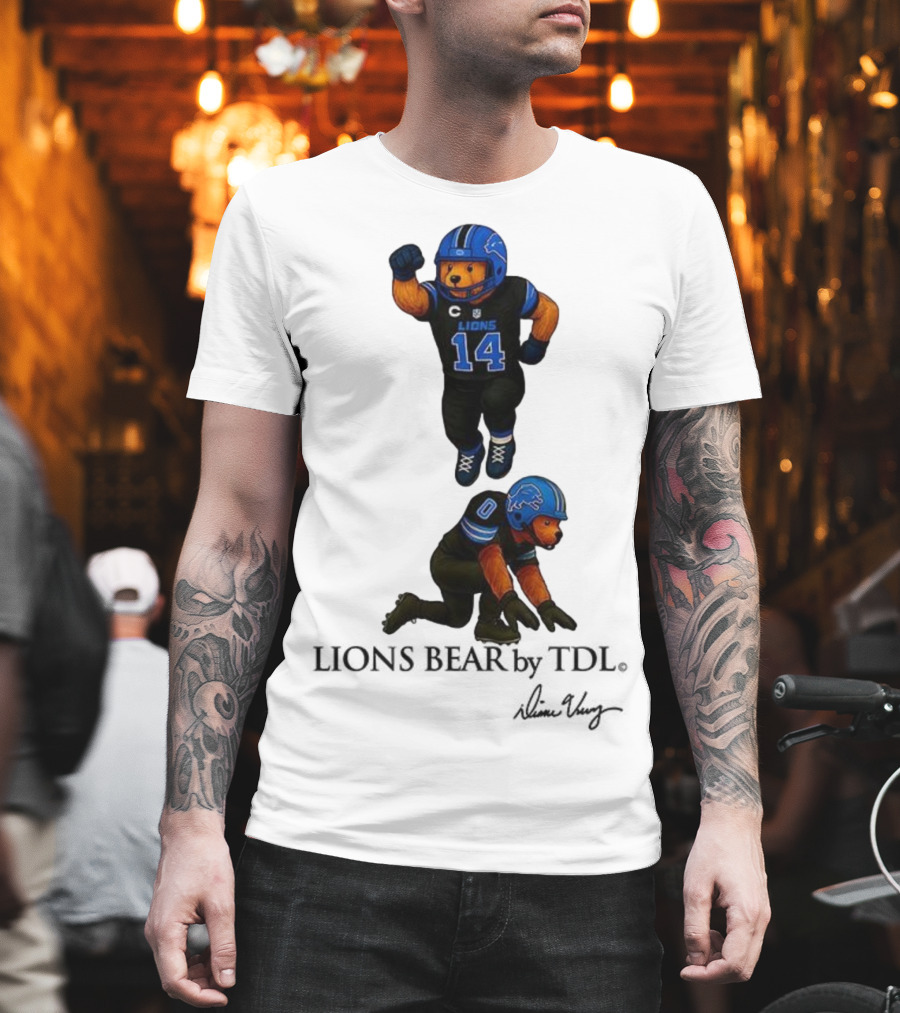 Amon-Ra St. Brown 14 Jahmyr Gibbs 0 Detroit Lions Bear Celebrating Football T-Shirt