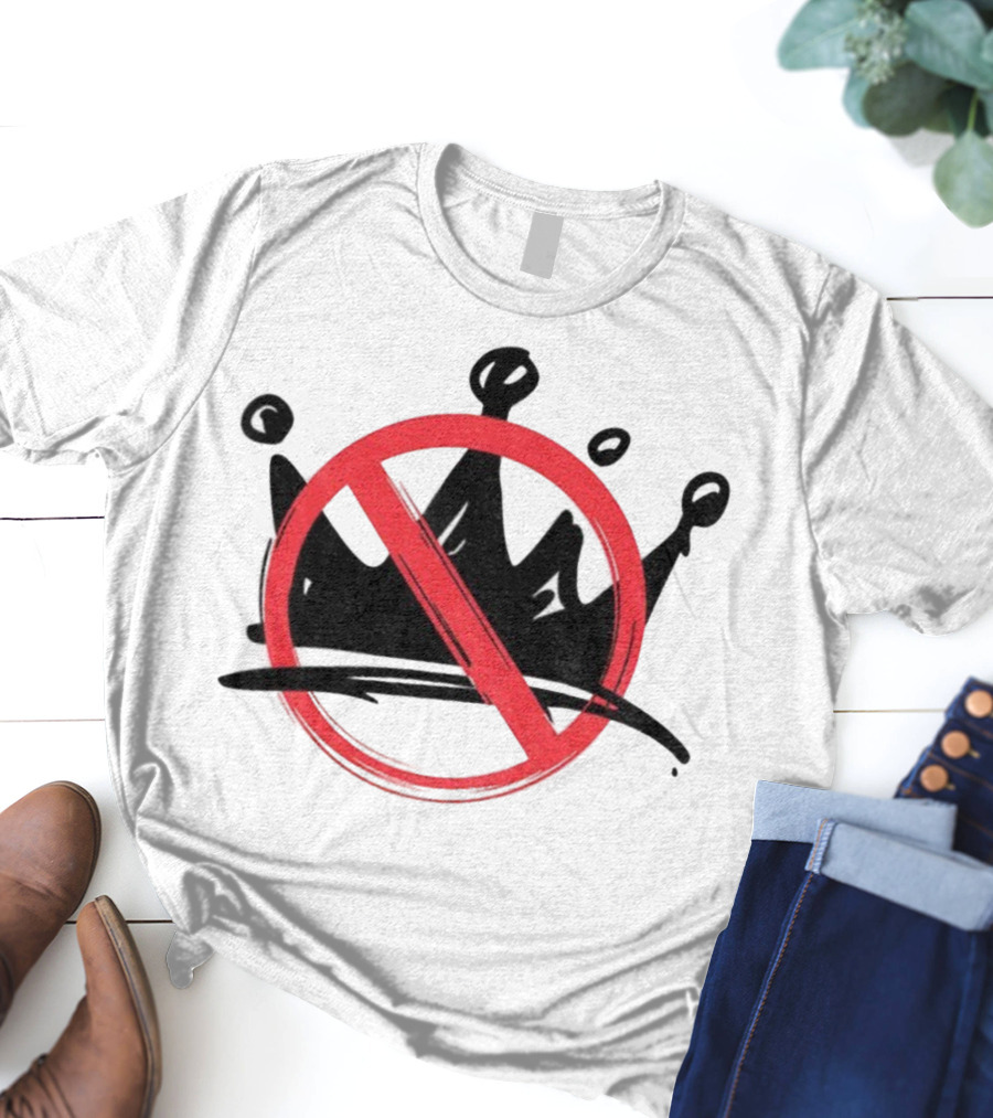 No Kings In America Anti Trump Democracy Political Symbol T-Shirt