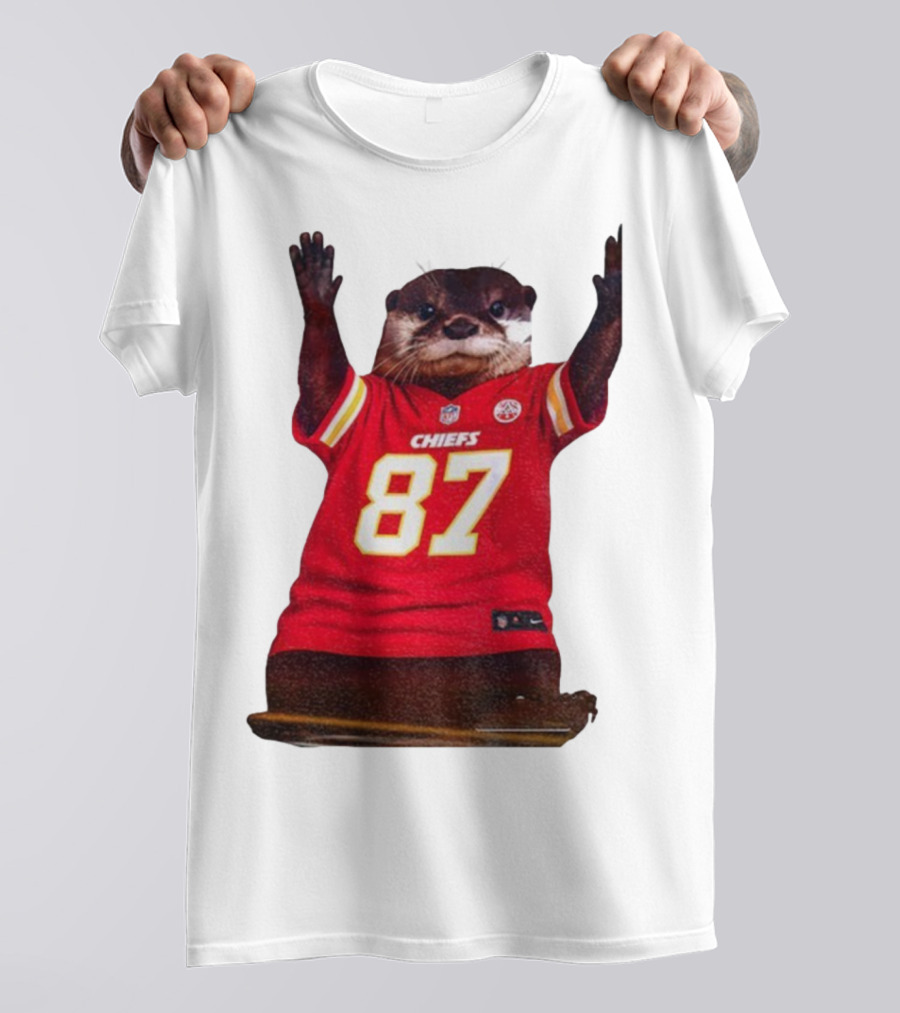Travis Kelce 87 Kansas City Chiefs Sea Otter NFL Fan Jersey T-Shirt