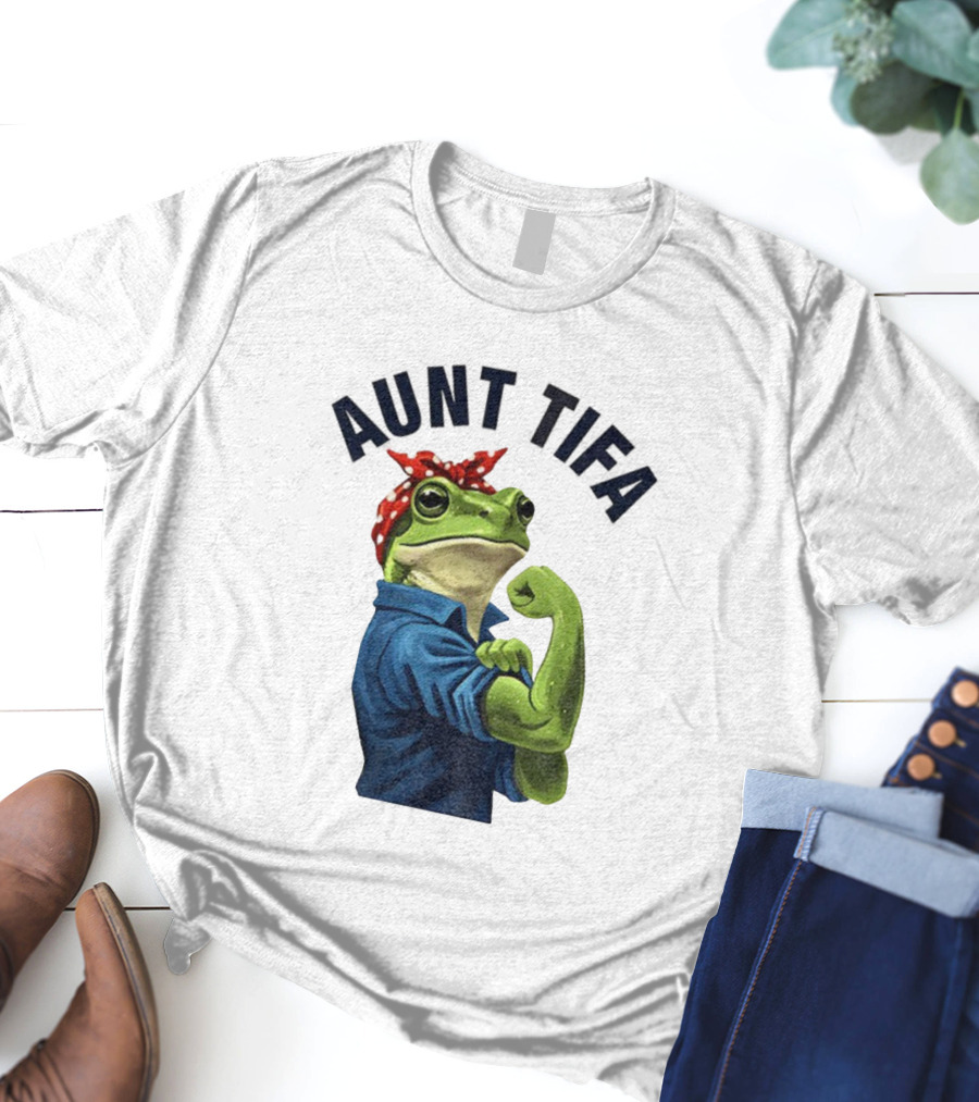 Aunt Tifa Rosie The Riveter Frog Meme Resist T-Shirt