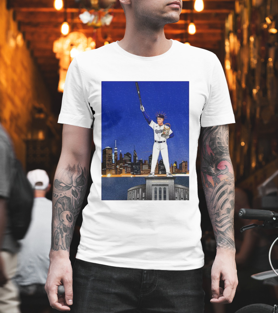 Freddie Freeman Dodgers Statue Of Liberty New York Skyline 2024 MVP T-Shirt