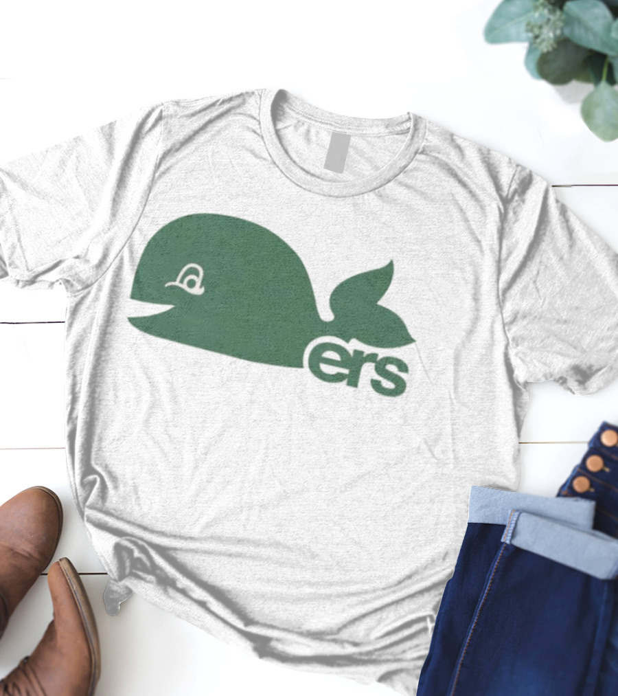 Whalers Retro Whale Tail Design With Whale And 'ers T-Shirt