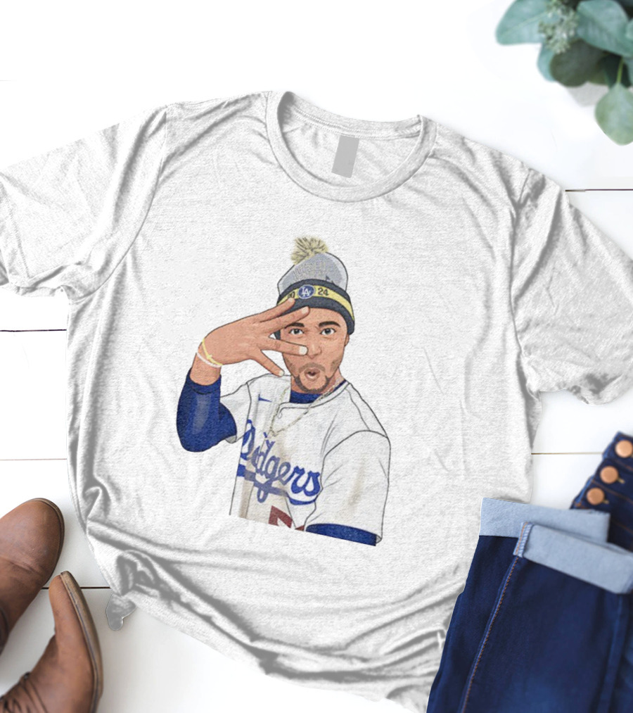 Mookie Betts Los Angeles Dodgers Pom-Pom Beanie Baseball 2024 T-Shirt
