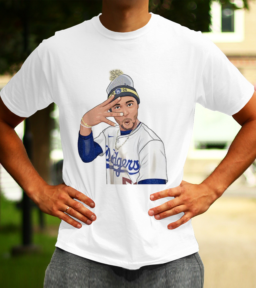 Mookie Betts Los Angeles Dodgers Pom-Pom Beanie Baseball 2024 T-Shirt