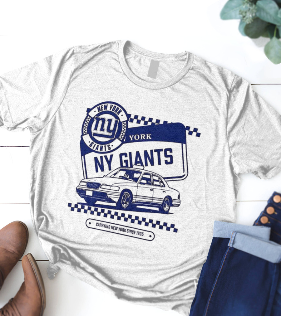 New York Giants NFL Carrying New York Since 1925 Taxi Vintage License Plate T-Shirt