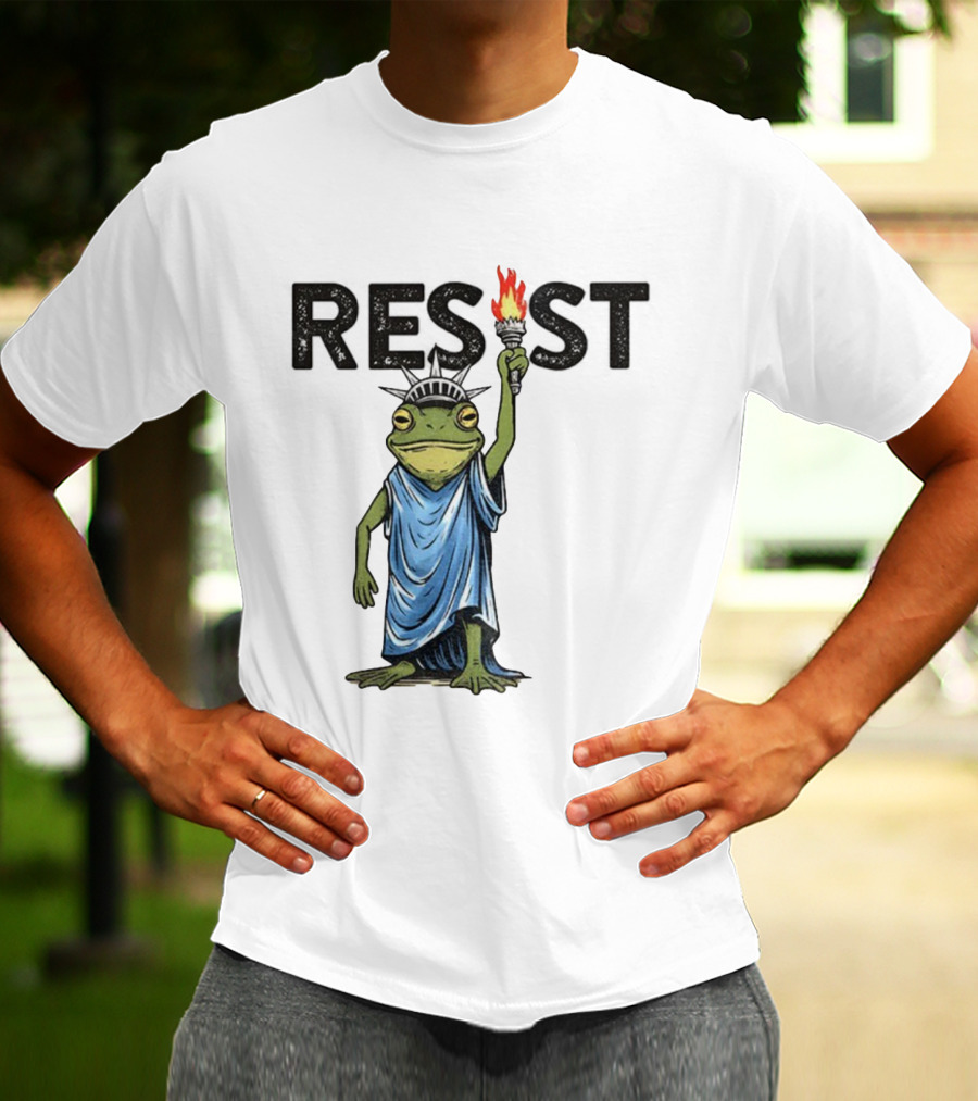 Portland Frog Resist Protest Statue Of Liberty Torch T-Shirt