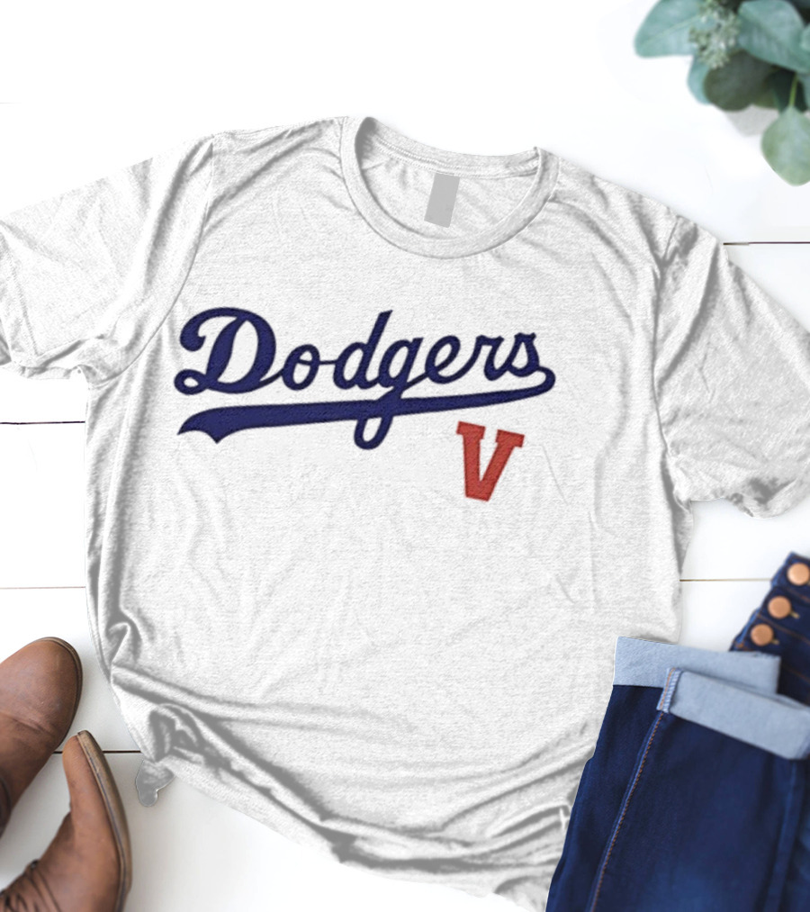 Los Angeles Dodgers V BTS Tae Hyung 95 Baseball Collaboration T-Shirt
