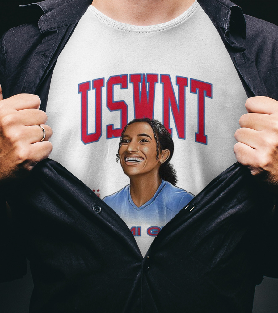 Naomi Girma USWNT USA Soccer Team T-Shirt