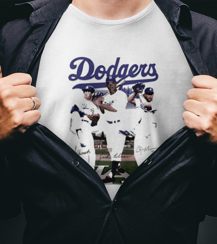 Los Angeles Dodgers Mookie Betts Steve Sax Clayton Kershaw Signatures Vintage Style T-Shirt