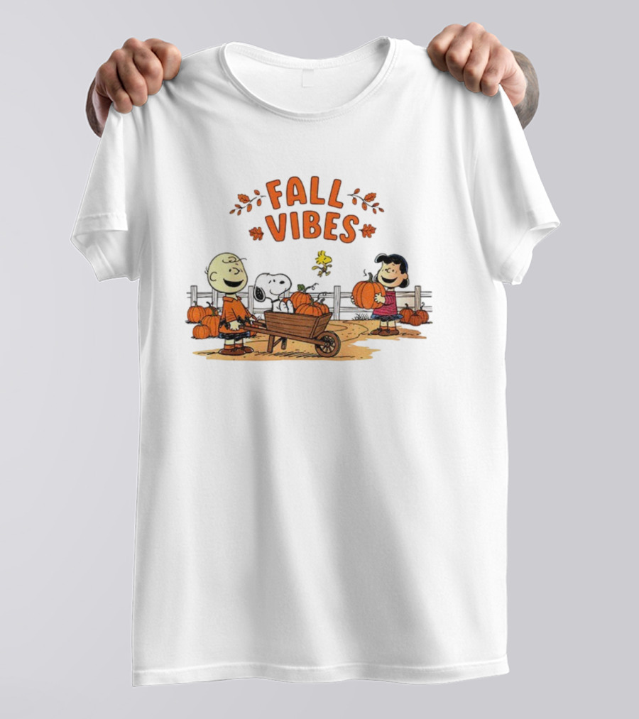 Fall Vibes Snoopy Thanksgiving Charlie Brown Pumpkin Halloween 2025 T-Shirt